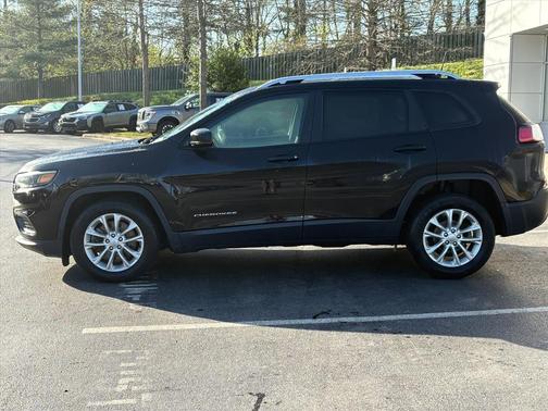 Diamond Black Crystal Pearlcoat 2020 Jeep Cherokee Latitude