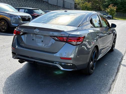 2024 Nissan Sentra SR