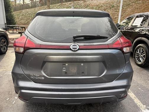 2021 Nissan Kicks S