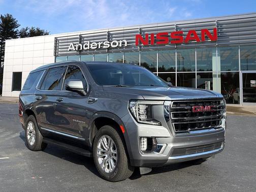 2022 GMC Yukon SLT