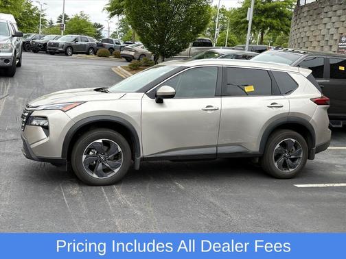 Champagne Silver Metallic 2026 Nissan Rogue SV