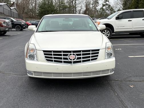 2010 Cadillac DTS Luxury Collection