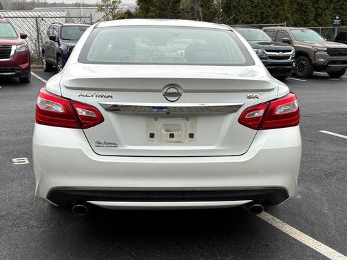 2016 Nissan Altima 2.5 SR