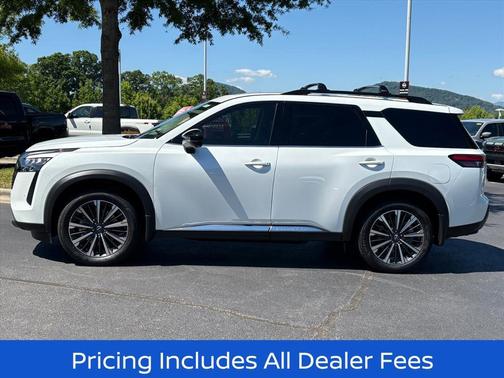 Everest White Pearl Tricoat 2026 Nissan Pathfinder Platinum