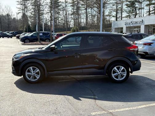 2019 Nissan Kicks S