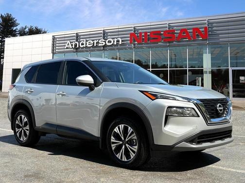 Brilliant Silver Metallic 2023 Nissan Rogue SV