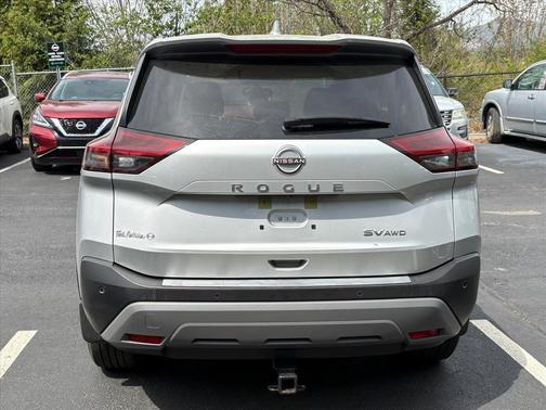 Brilliant Silver Metallic 2023 Nissan Rogue SV