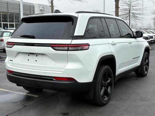 2025 Jeep Grand Cherokee Altitude