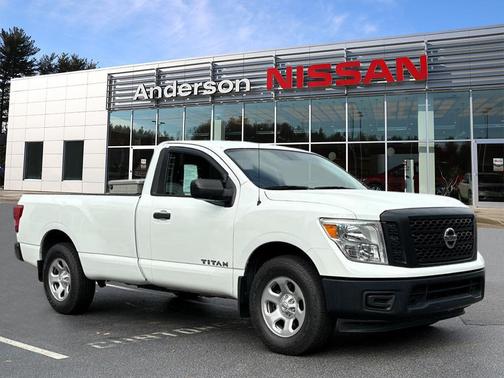 2017 Nissan Titan S