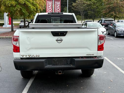 2017 Nissan Titan S