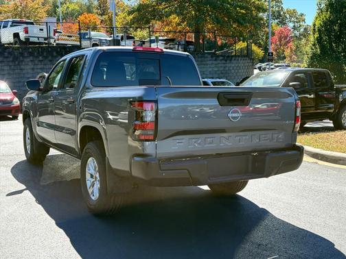 2026 Nissan Frontier S