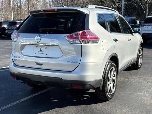 2015 Nissan Rogue SL