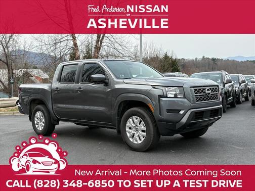 2022 Nissan Frontier SV