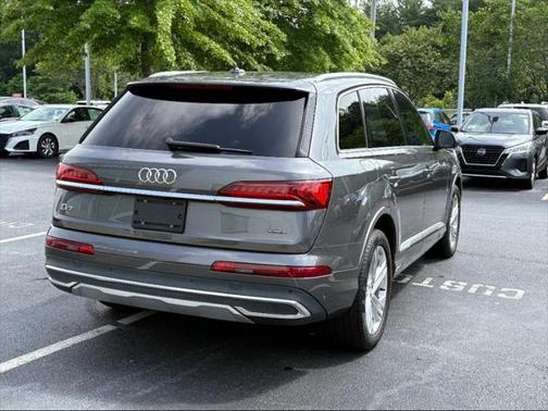 2021 Audi Q7 55 Premium Plus