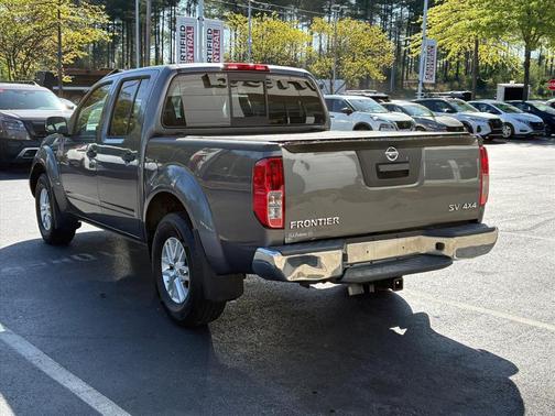 Gun Metallic 2019 Nissan Frontier SV