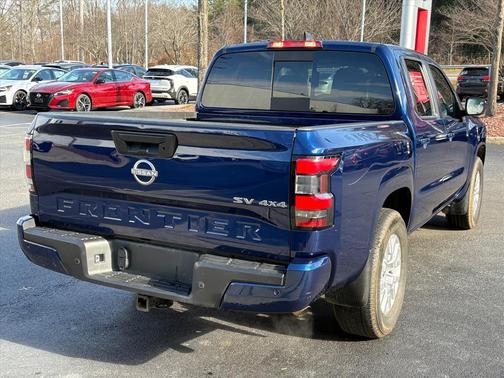 2023 Nissan Frontier SV