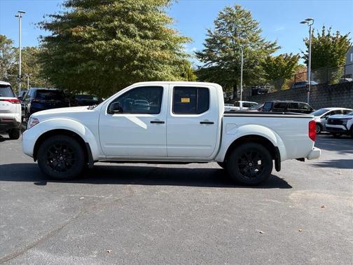 2021 Nissan Frontier SV