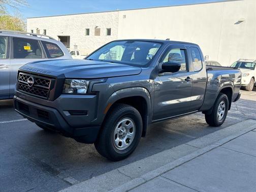 Gun Metallic 2022 Nissan Frontier S