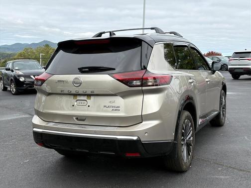 2025 Nissan Rogue Platinum