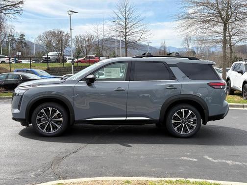 Boulder Gray Pearl 2026 Nissan Pathfinder Platinum