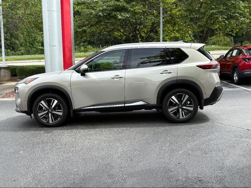 2021 Nissan Rogue Platinum