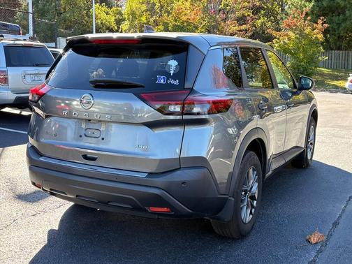 2021 Nissan Rogue S