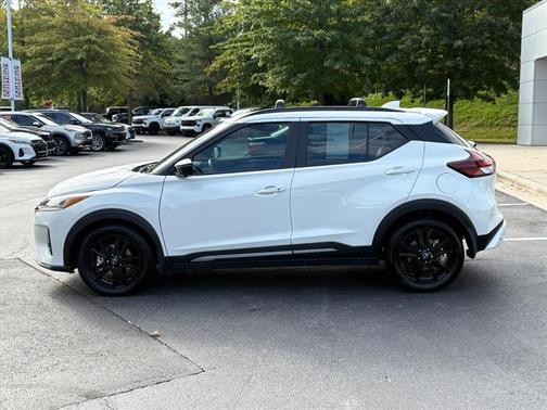 2024 Nissan Kicks SR