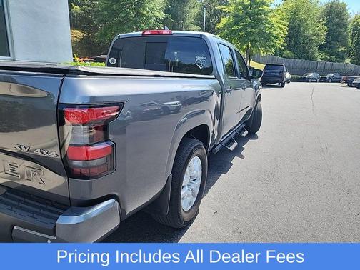 Gun Metallic 2023 Nissan Frontier SV