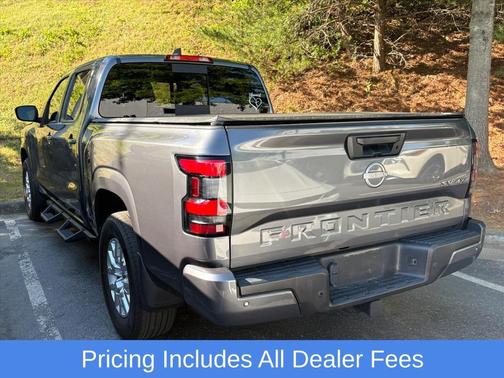 Gun Metallic 2023 Nissan Frontier SV