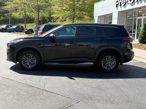 Super Black 2023 Nissan Rogue S