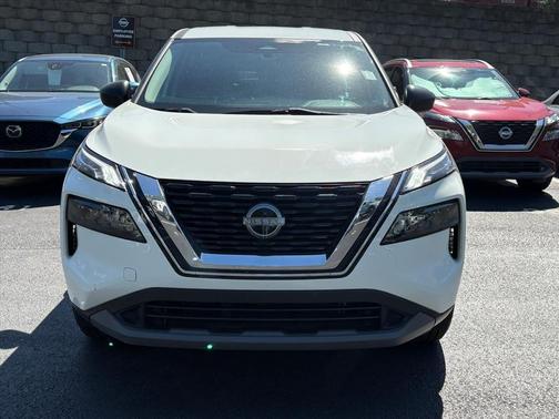 Glacier White 2023 Nissan Rogue S
