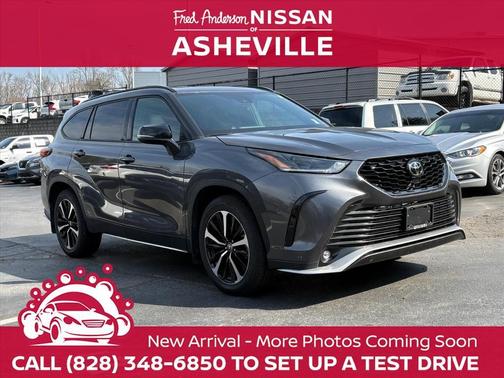 2022 Toyota Highlander XSE