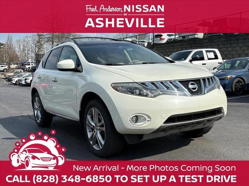 2010 Nissan Murano LE