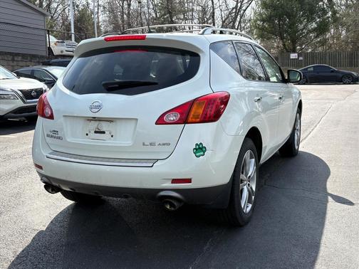 2010 Nissan Murano LE