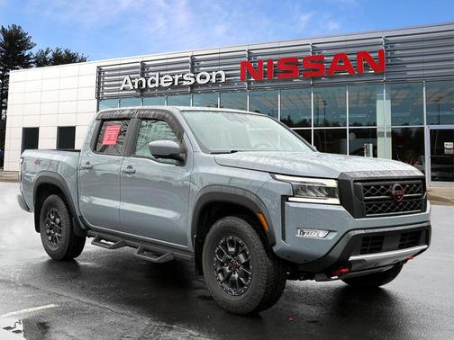 2024 Nissan Frontier PRO-4X