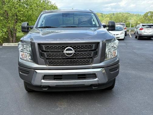 2023 Nissan Titan XD SV