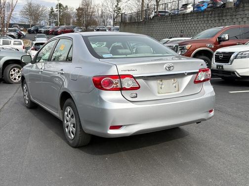 2011 Toyota Corolla LE