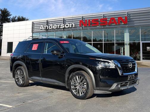 2024 Nissan Pathfinder SL 4WD