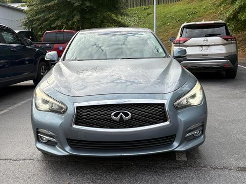 2015 INFINITI Q50 Base
