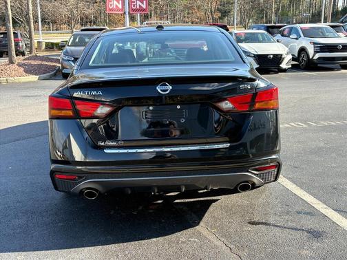 2020 Nissan Altima SR FWD