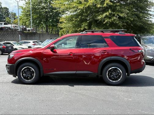 2025 Nissan Pathfinder Rock Creek 4WD