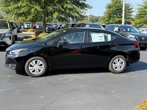 2025 Nissan Versa 1.6 S