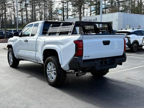 2025 Toyota Tacoma SR