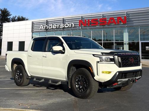2022 Nissan Frontier PRO-4X
