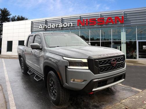 2024 Nissan Frontier PRO-4X