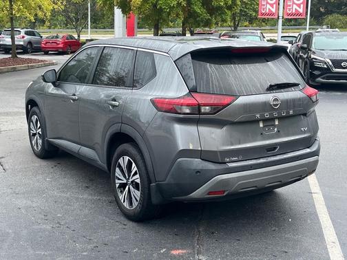2022 Nissan Rogue SV