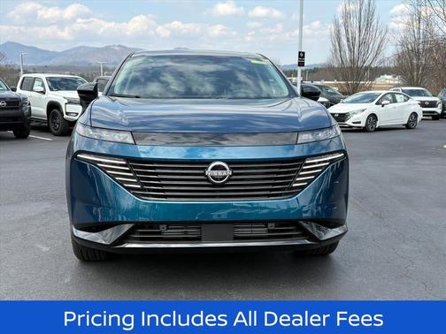 Aurora Blue Pearl Metallic/Super Black 2026 Nissan Murano Platinum
