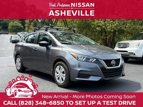2022 Nissan Versa 1.6 S