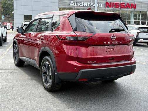 2025 Nissan Rogue SV