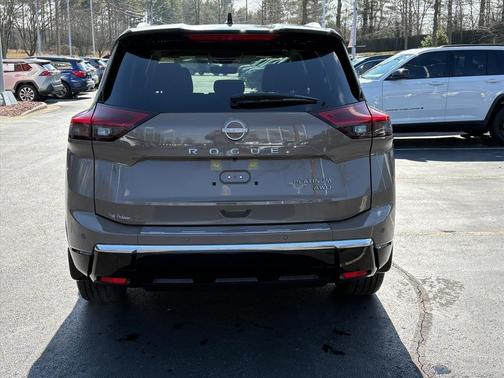2024 Nissan Rogue Platinum